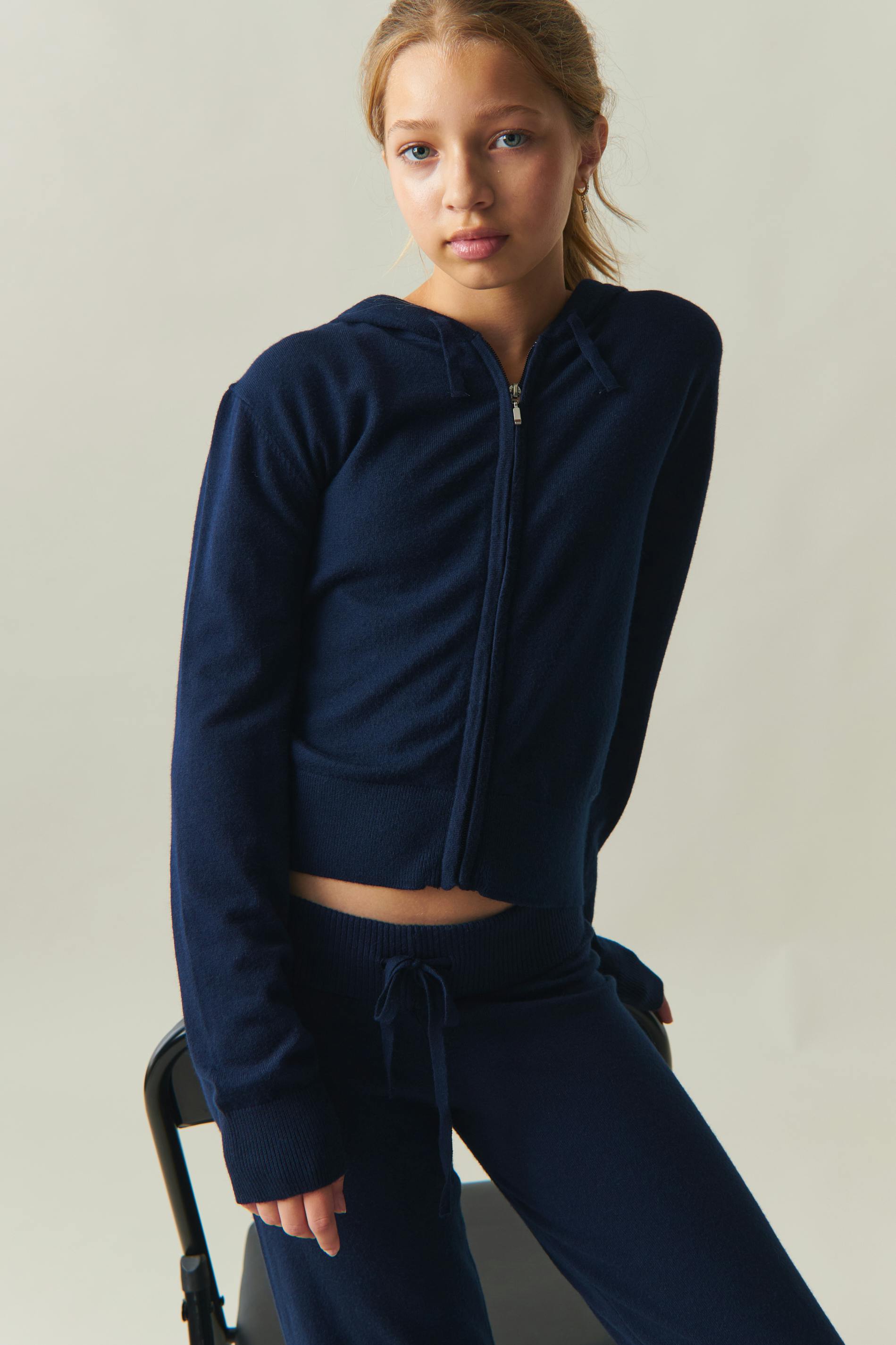 Y soft knitted zip hoodie