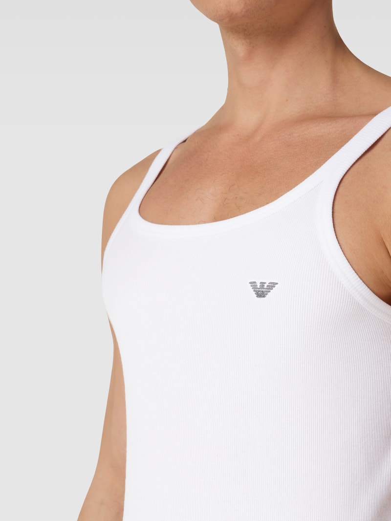 Top mit Logo-Stitching in weiß