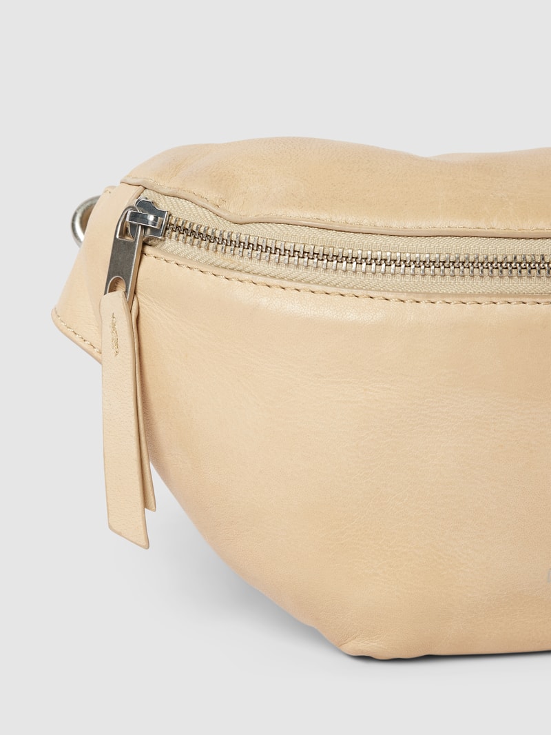 Crossbody Bag aus Leder Modell 'Tavia' in sand