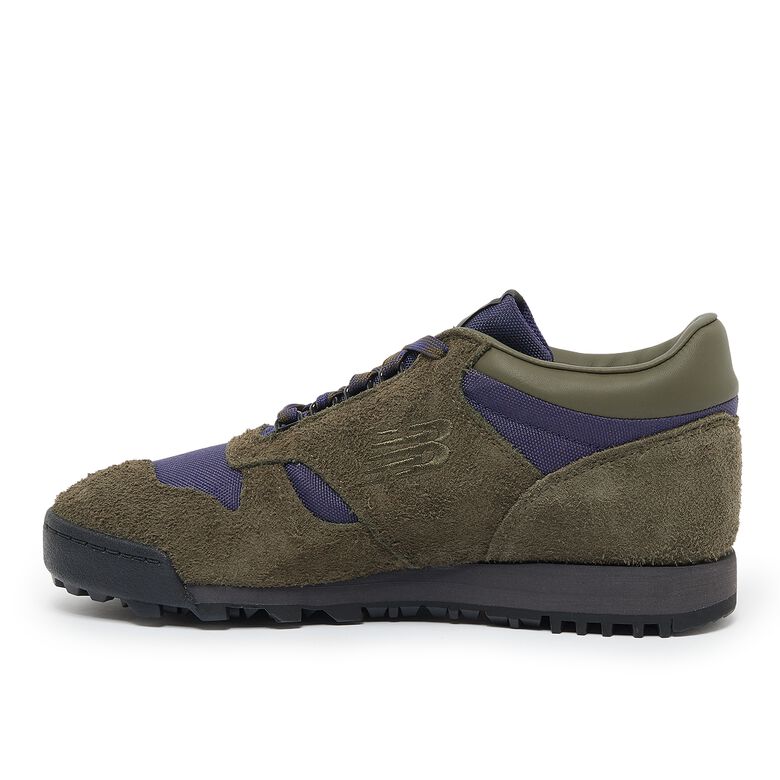 New Balance Rainier Low dark moss
