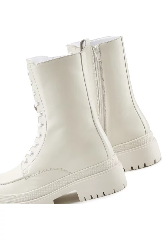 Schnürstiefelette