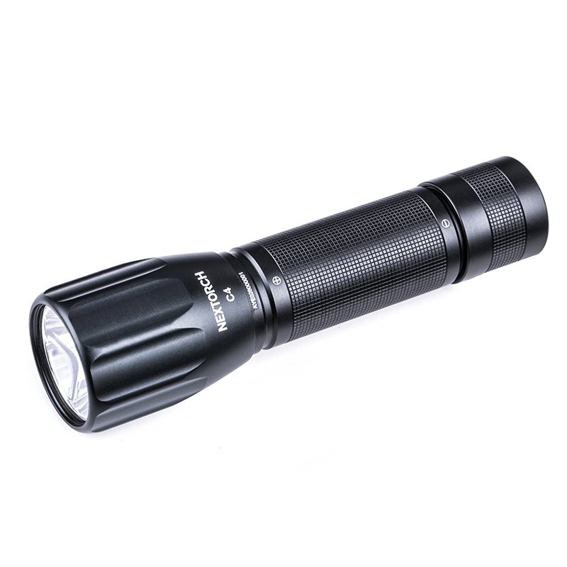 Nextorch 77NT-C4 Zaklamp LED 700 lumenov