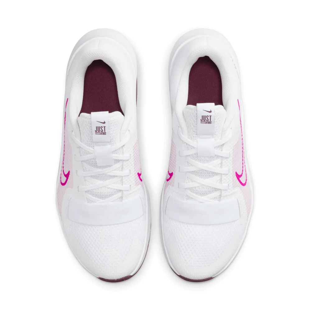 Nike W MC TRAINER 2 DM0824-105 / weiss