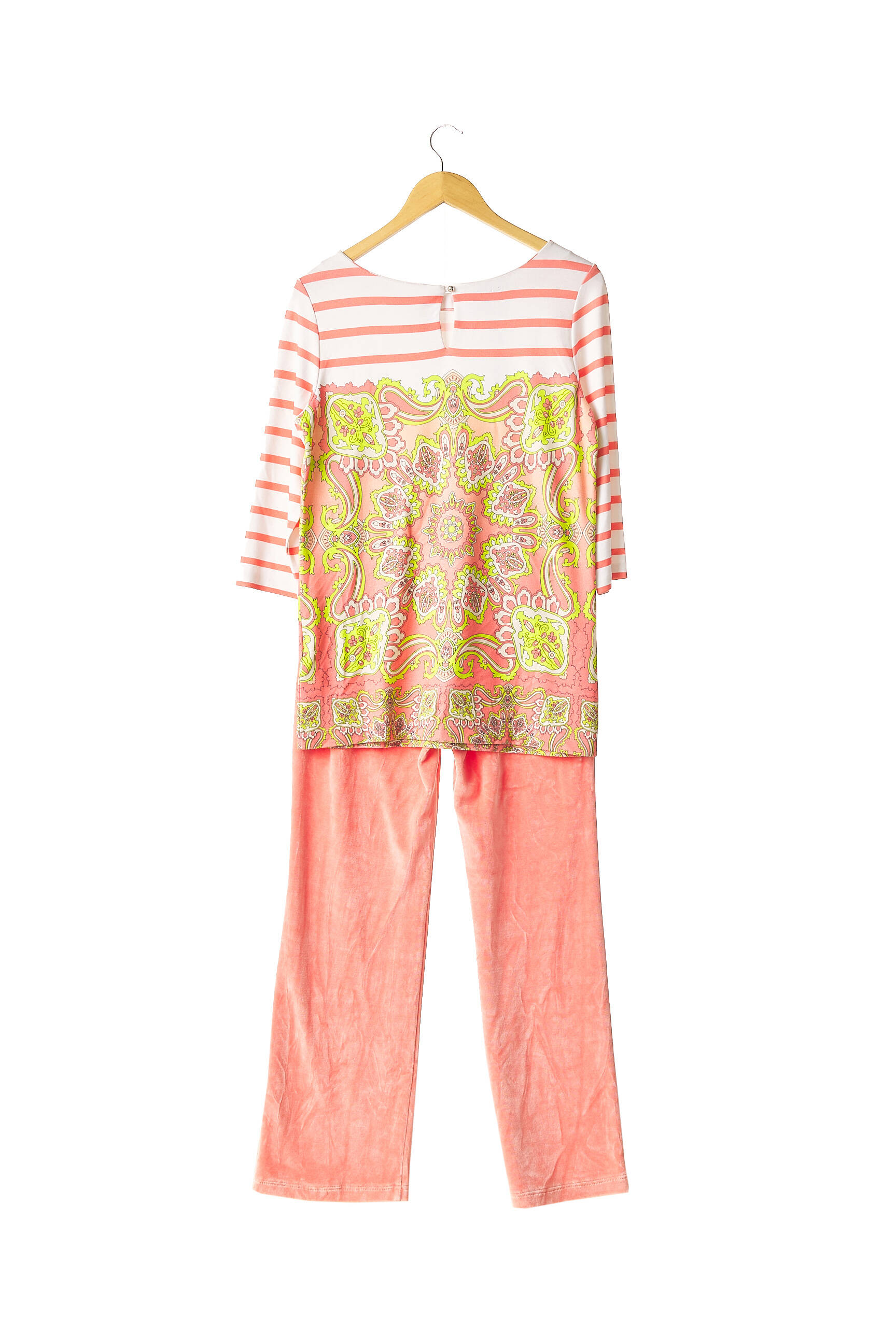 Escada Ensembles Pantalon Femme couleur rose