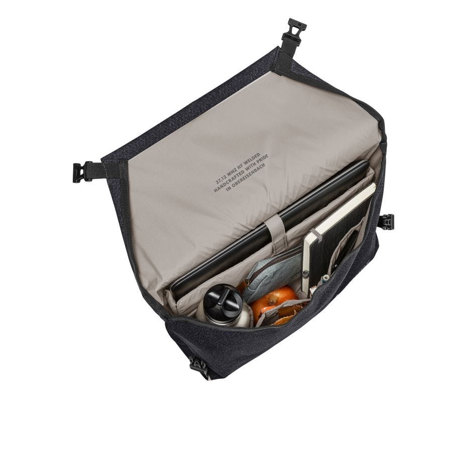 Schmalegg Schultertasche