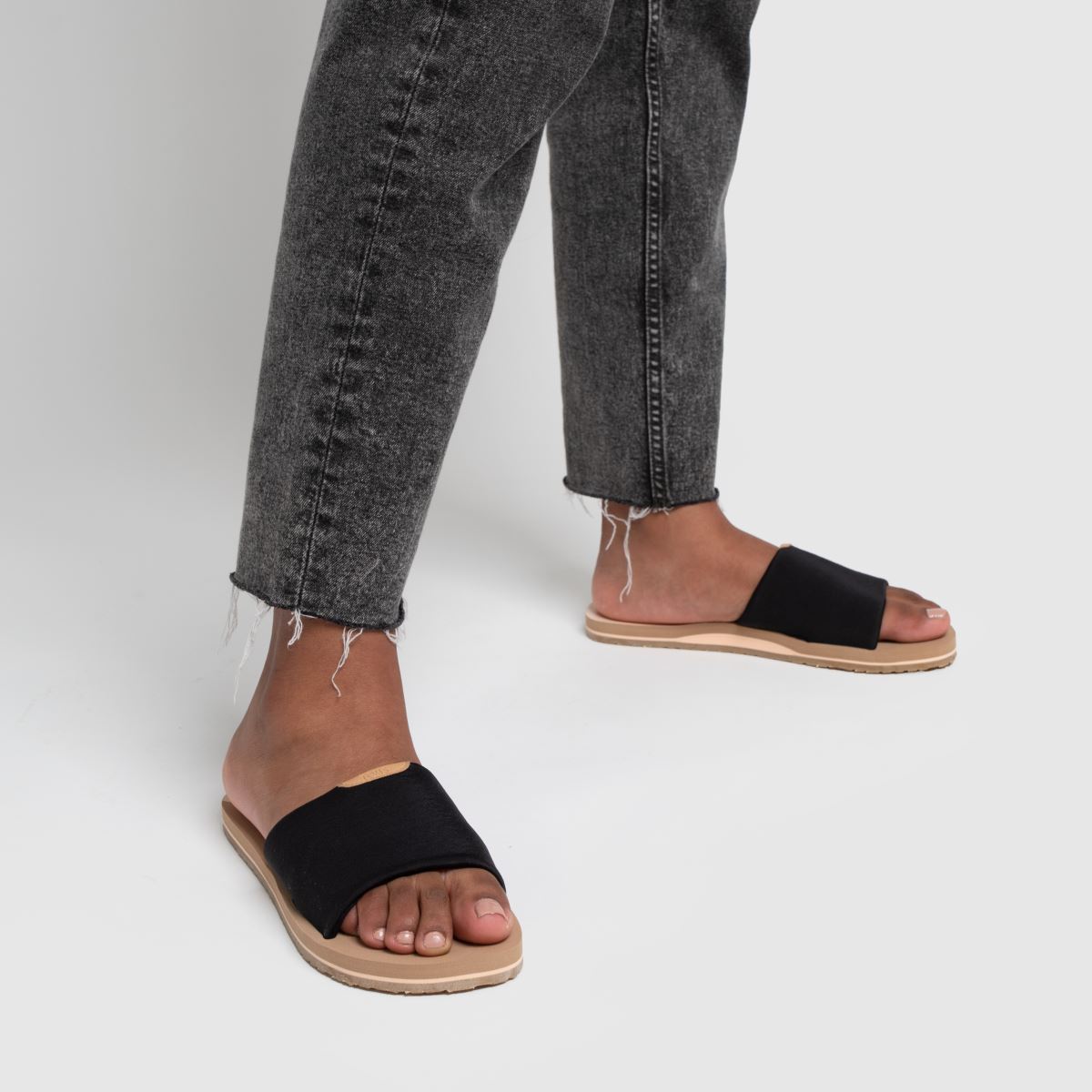 TOMS – Carly – Svarta sandaler