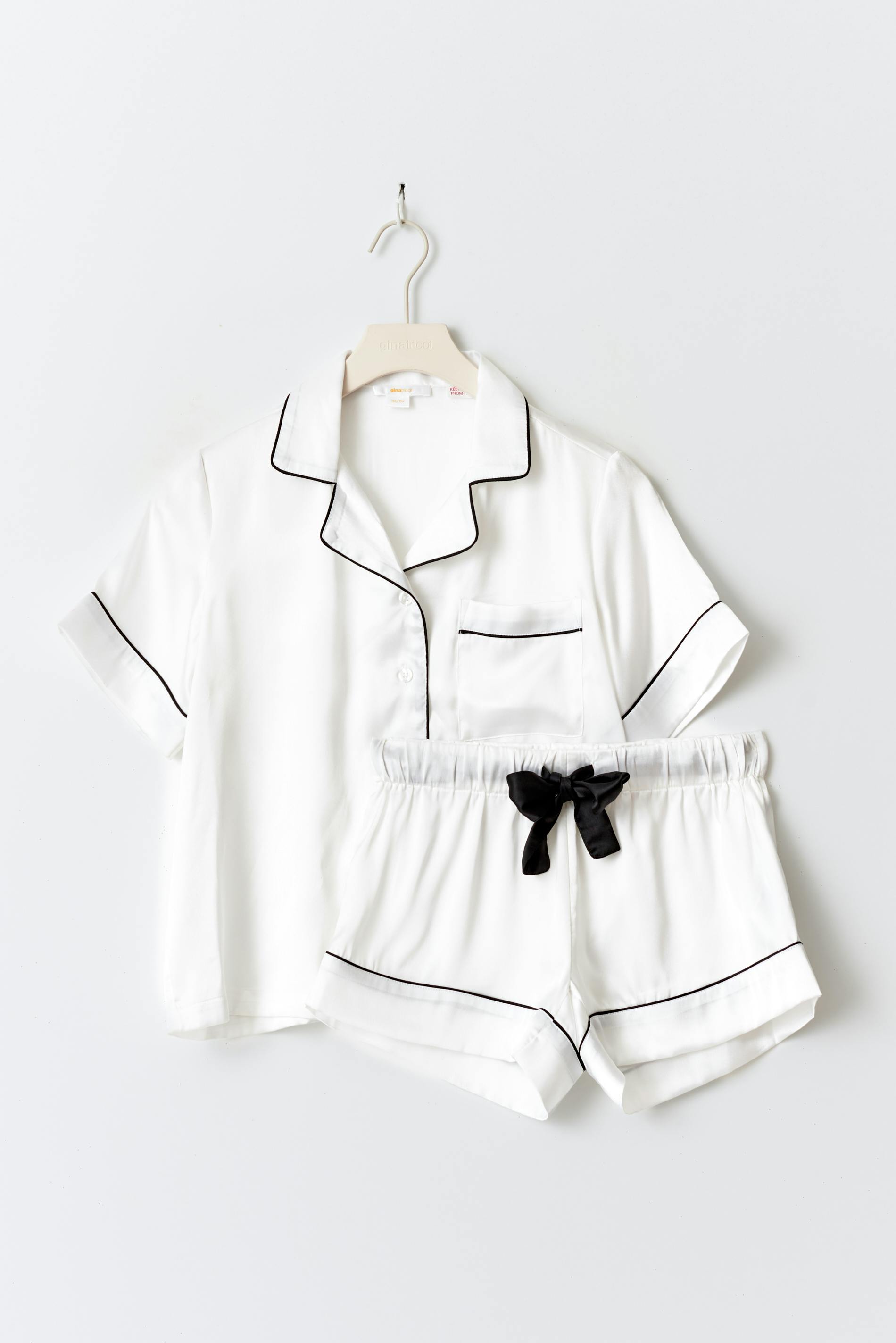 Satin set