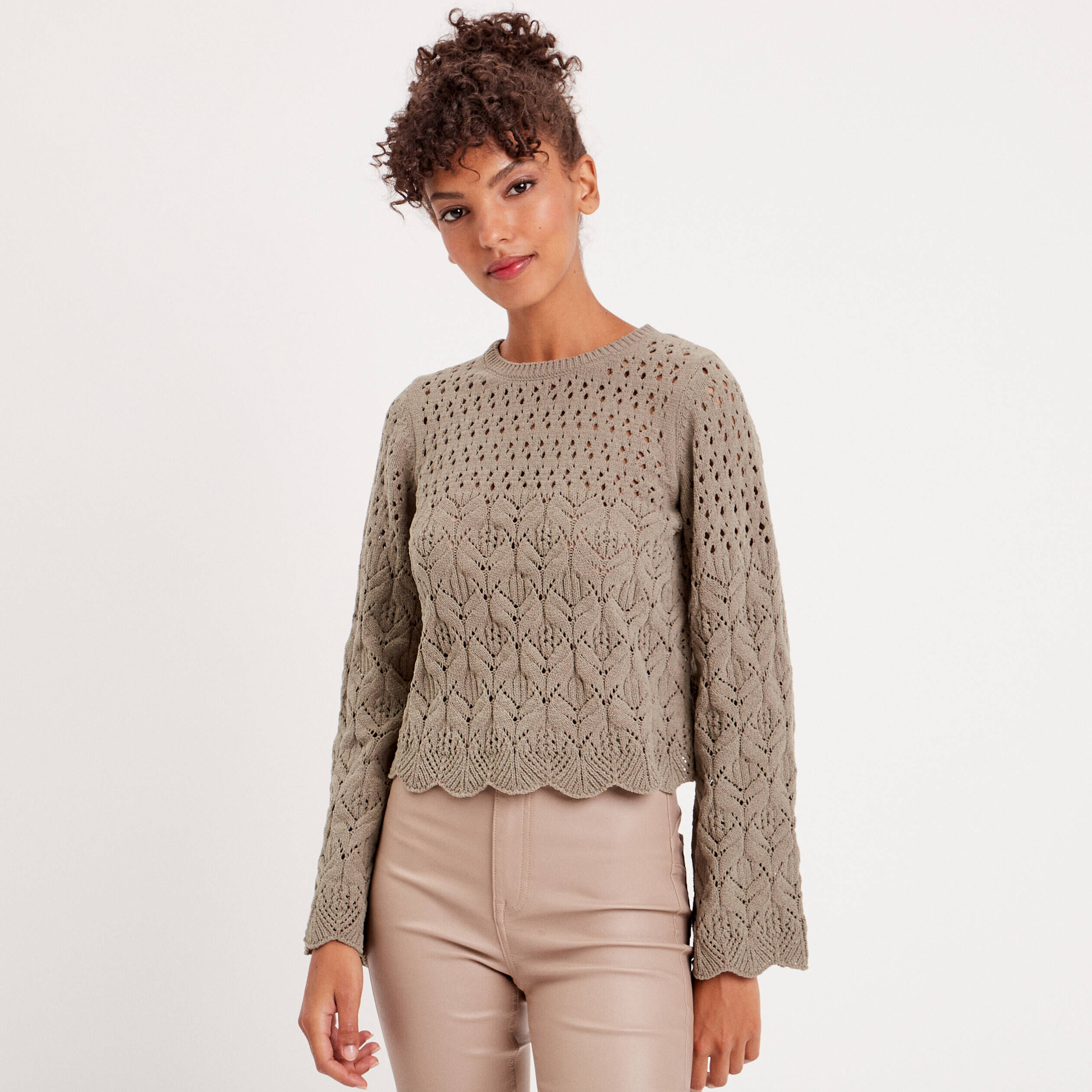 Pull ajouré avec bord festonné vert kaki femme | Cache Cache