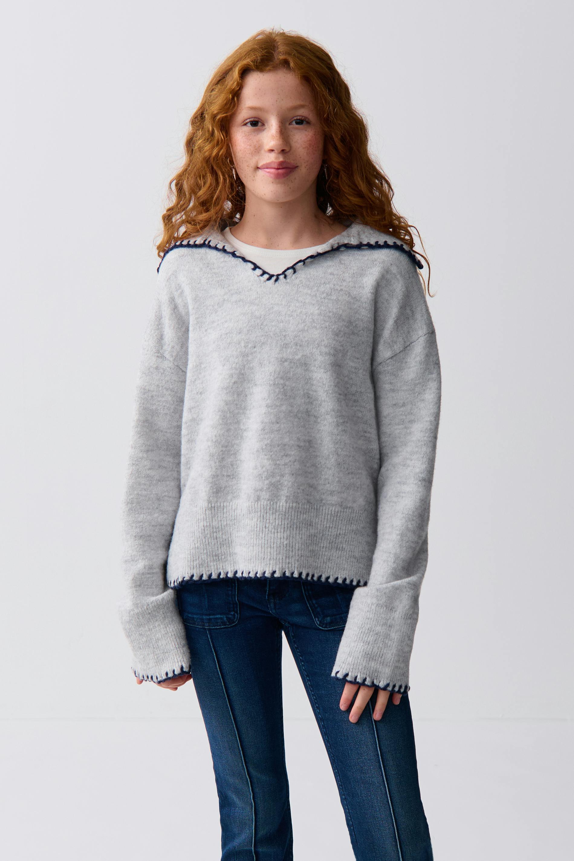 Y stitch sweater