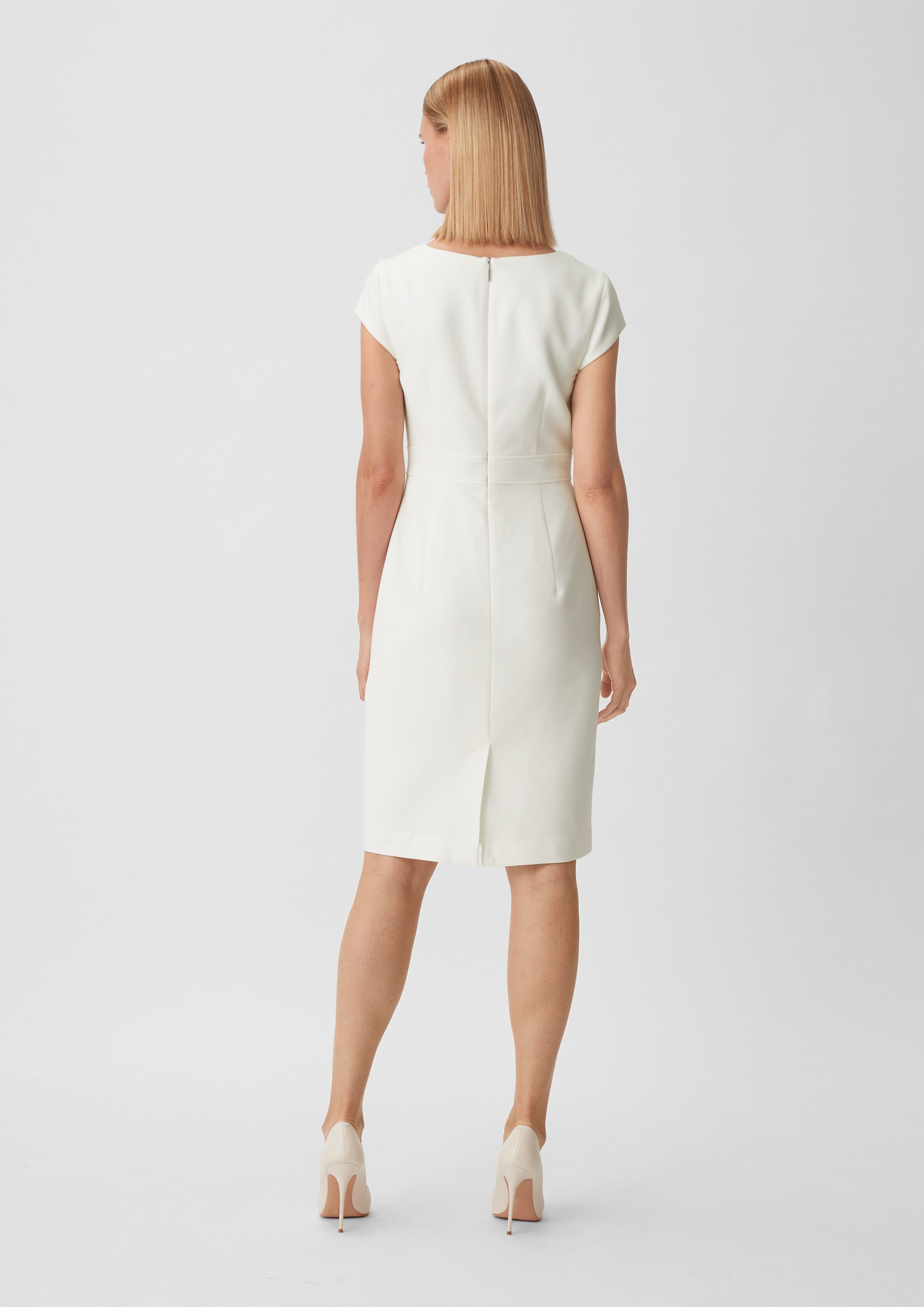 Kleid aus Viskosemix - weiß