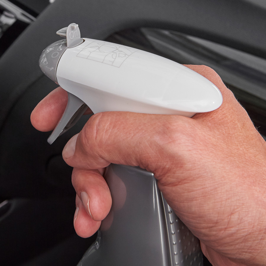 SONAX 221241 XTREME AutoInnenReiniger 500 ml - ATU
