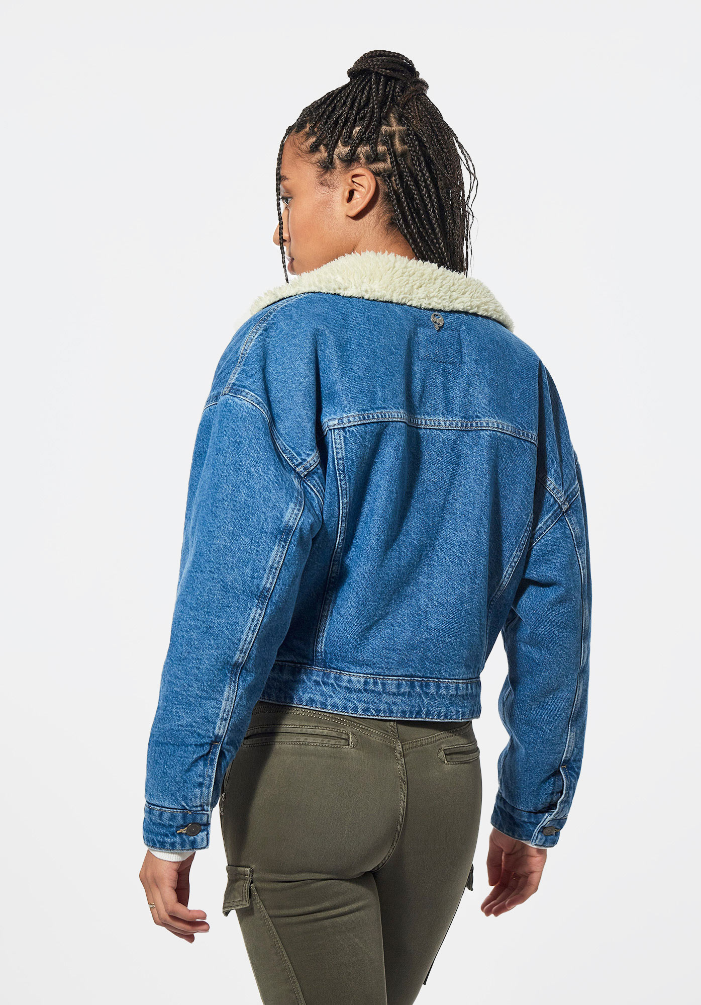 EMA    Veste en jean et sherpa Femme en 100% coton