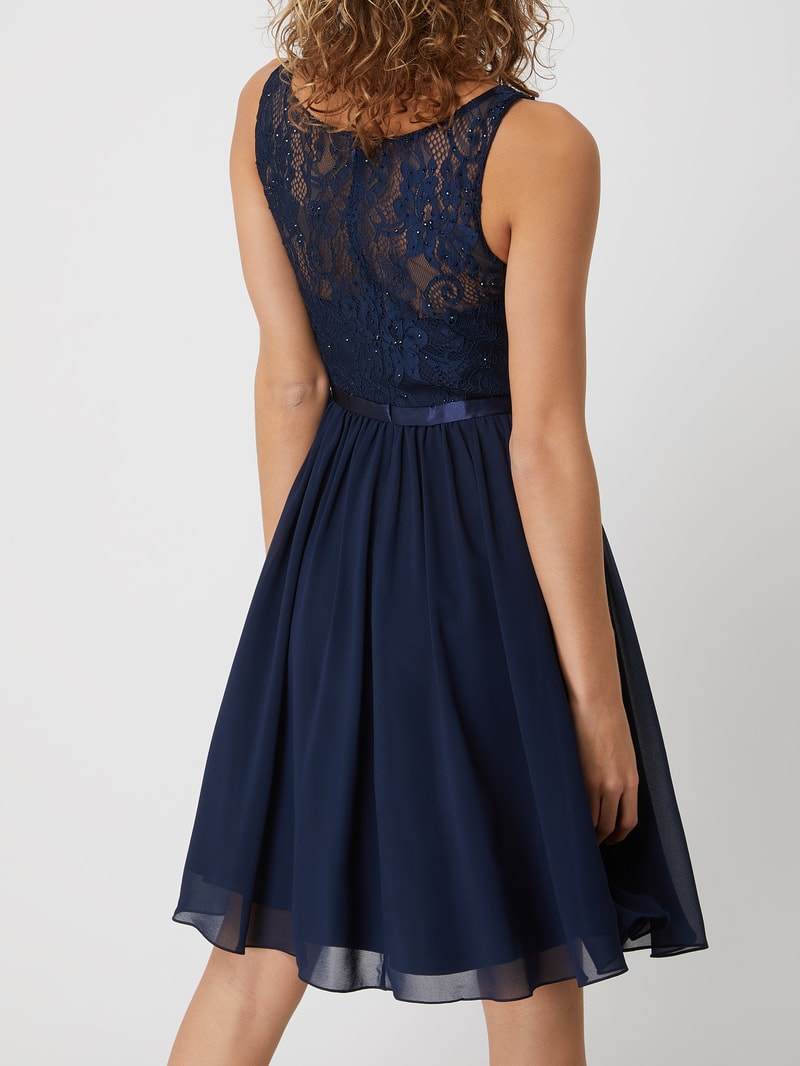 Cocktailkleid aus floraler Spitze und Chiffon in marineblau
