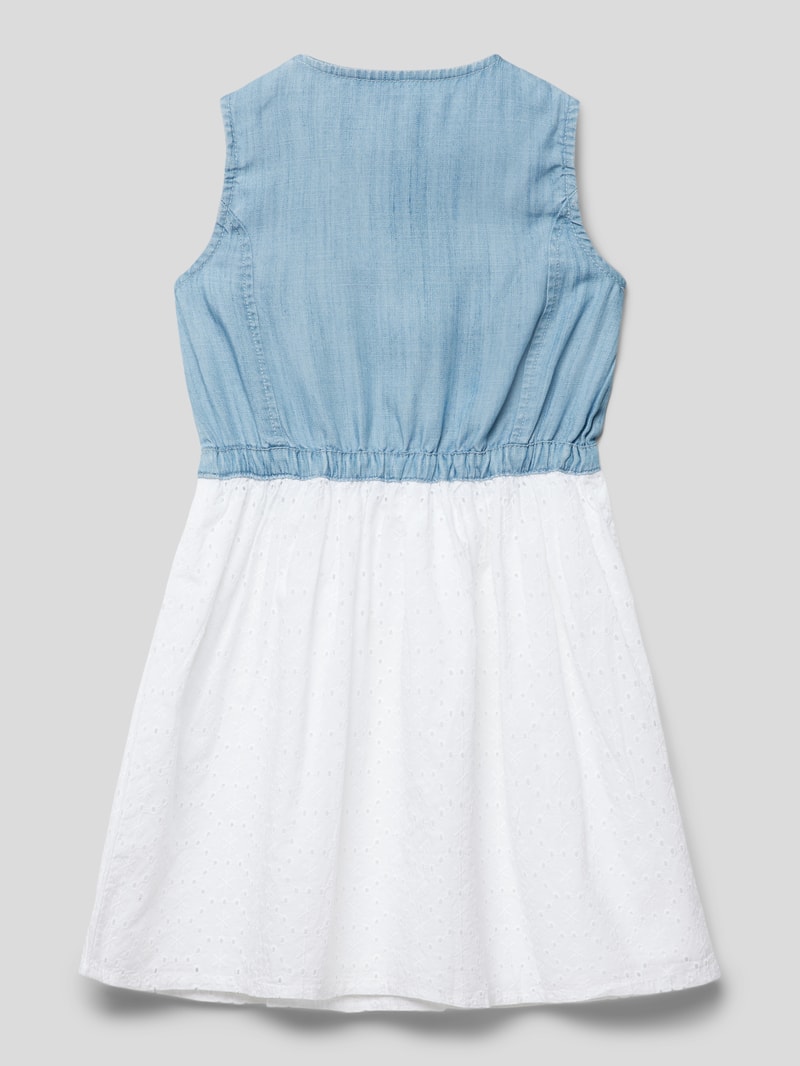 Kleid mit Label-Stitching in weiß