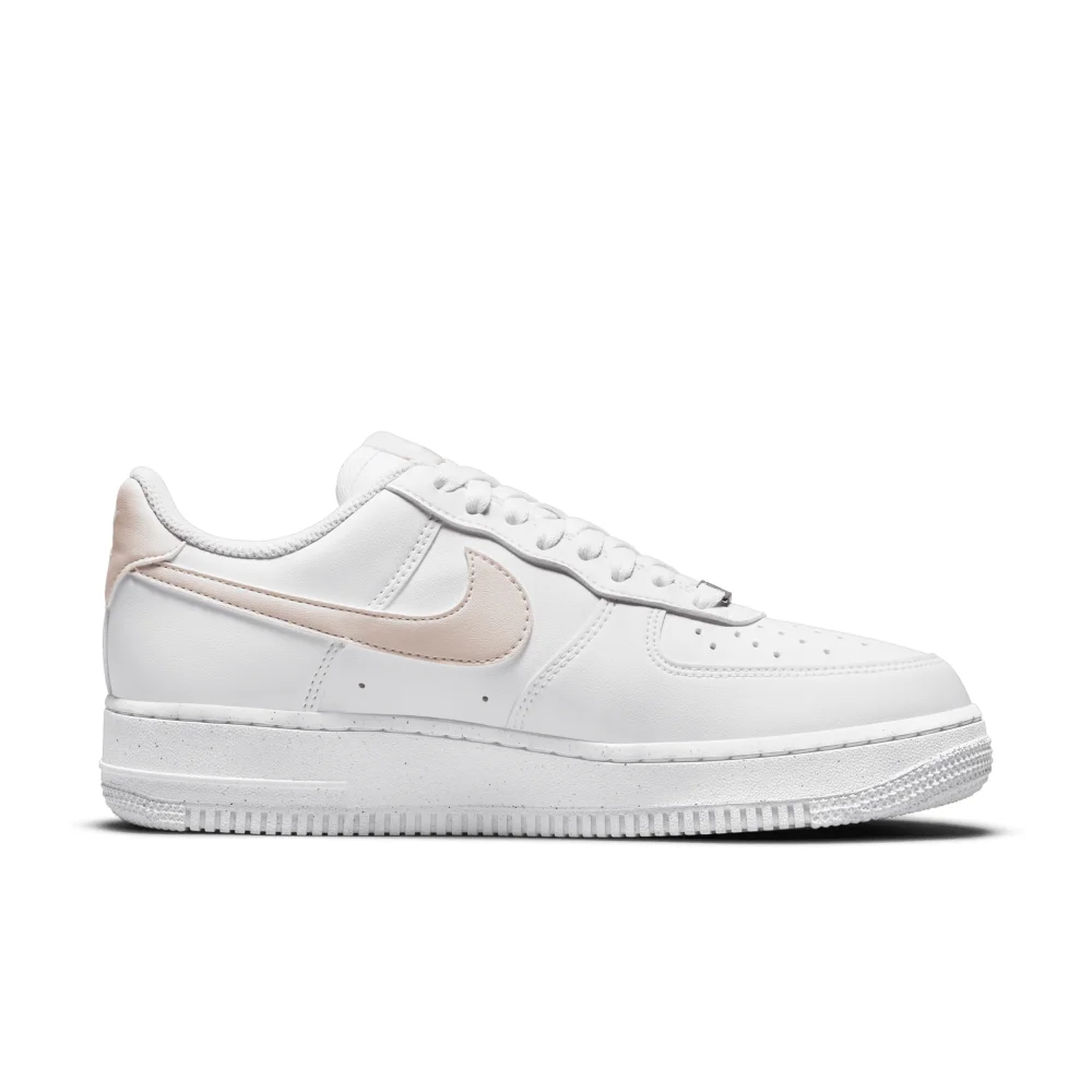 Nike WMNS Air Force 1 07 Next Nature DC9486-100 / weiss