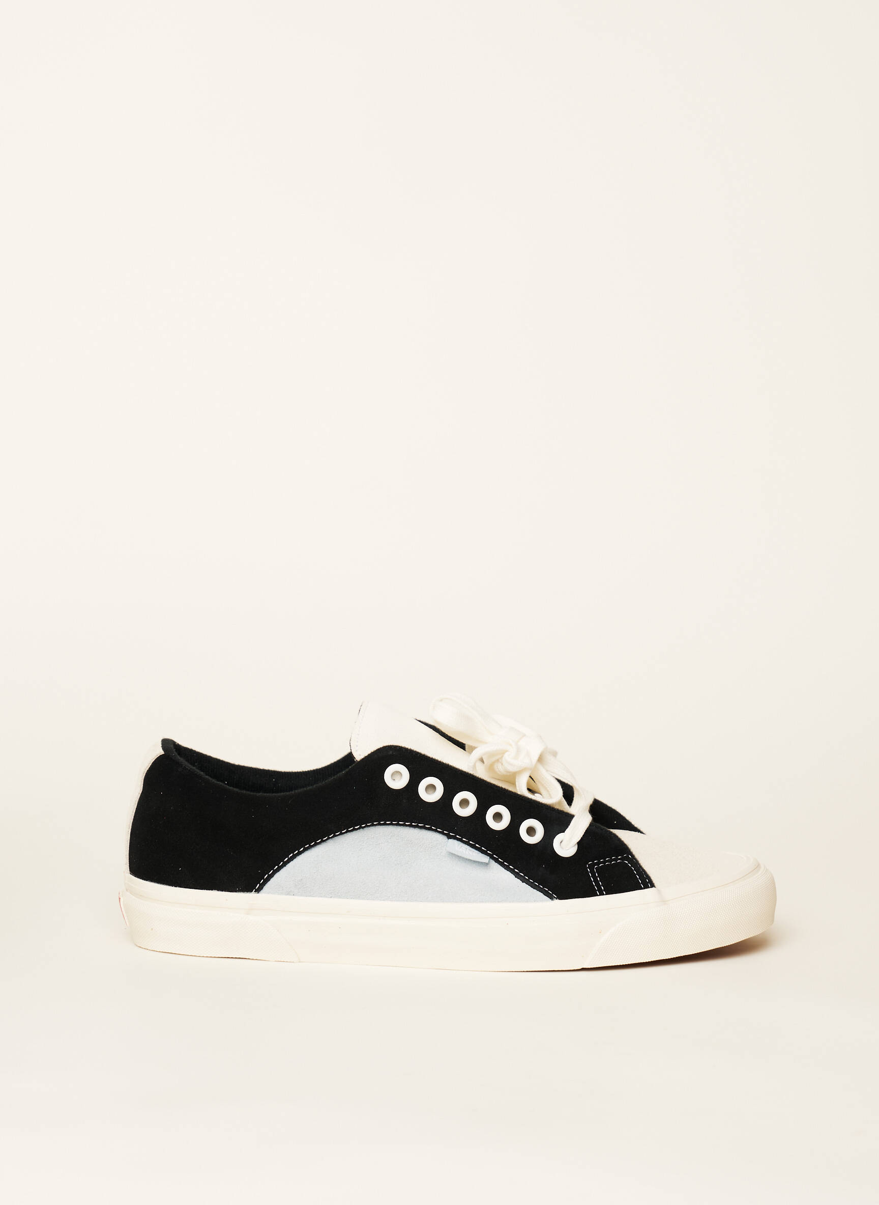 Vans Baskets Femme couleur noir