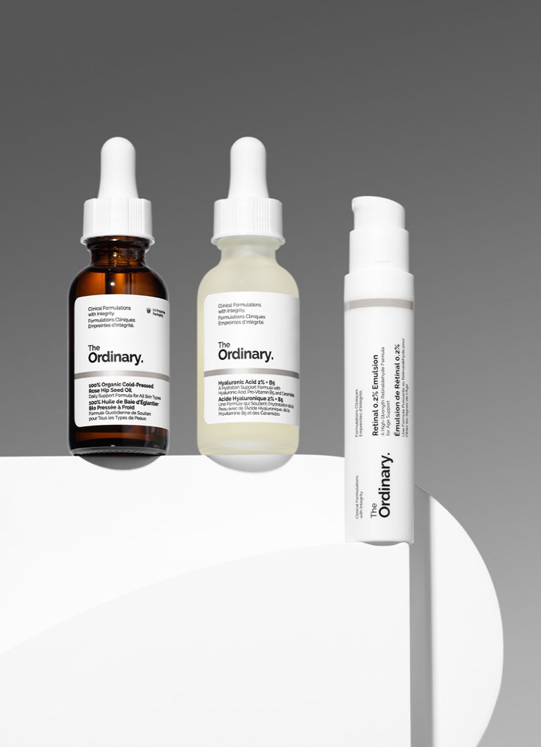 Ansamblul de noapte al trupei The Ordinary - un set de îngrijire