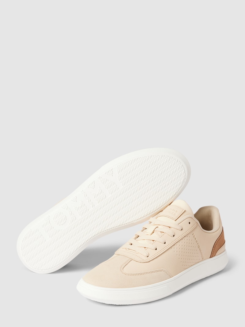 Sneaker mit Label-Details Modell 'CORPORATE SEASONAL' in beige