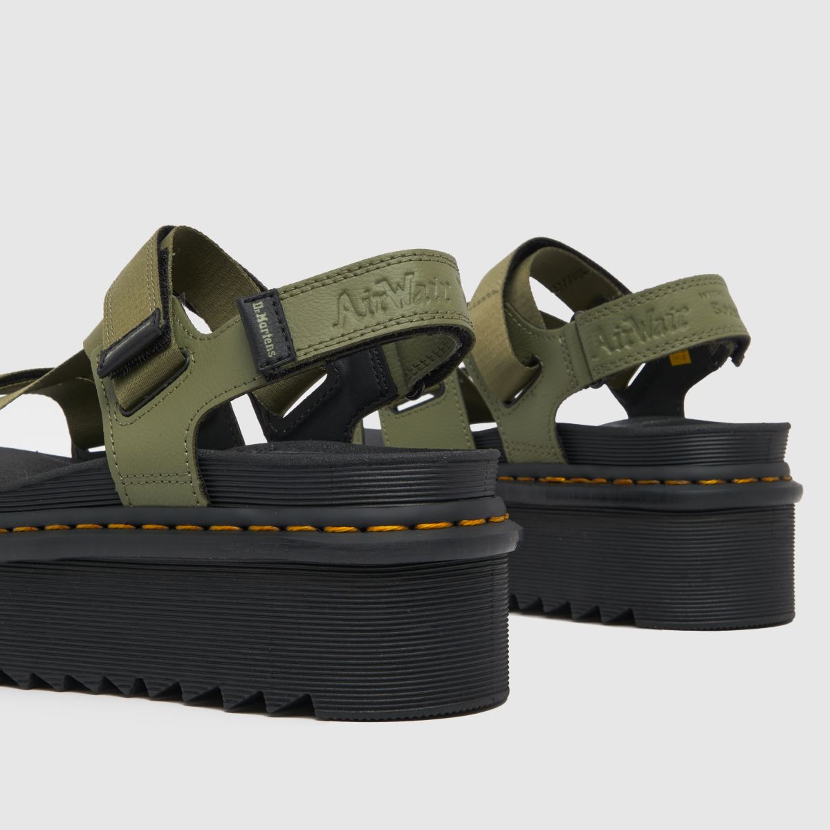 Dr. Martens Kimber szandál khaki színben