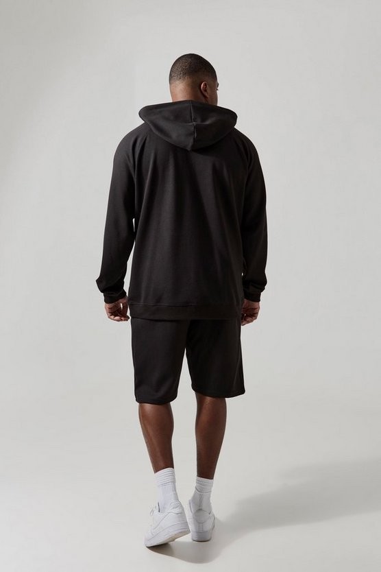 Plus Man Active Hoodie und Shorts