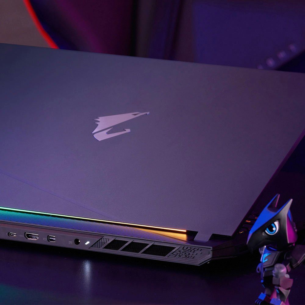 Gigabyte AORUS 17 BSF-73DE654SH Gaming-Notebook (43,94 cm/17,3 Zoll, Intel Core i7 13700H, GeForce RTX 4070, 1000 GB SSD)