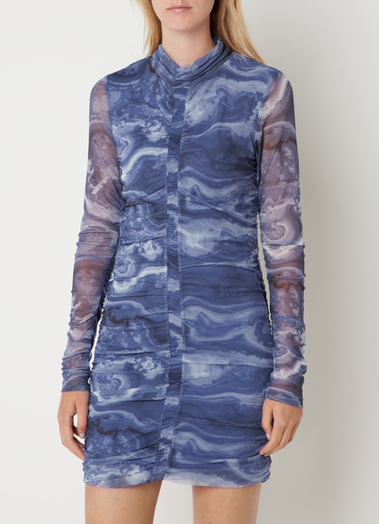 Abito corto NIKKIE in maglia marmorizzata con volant