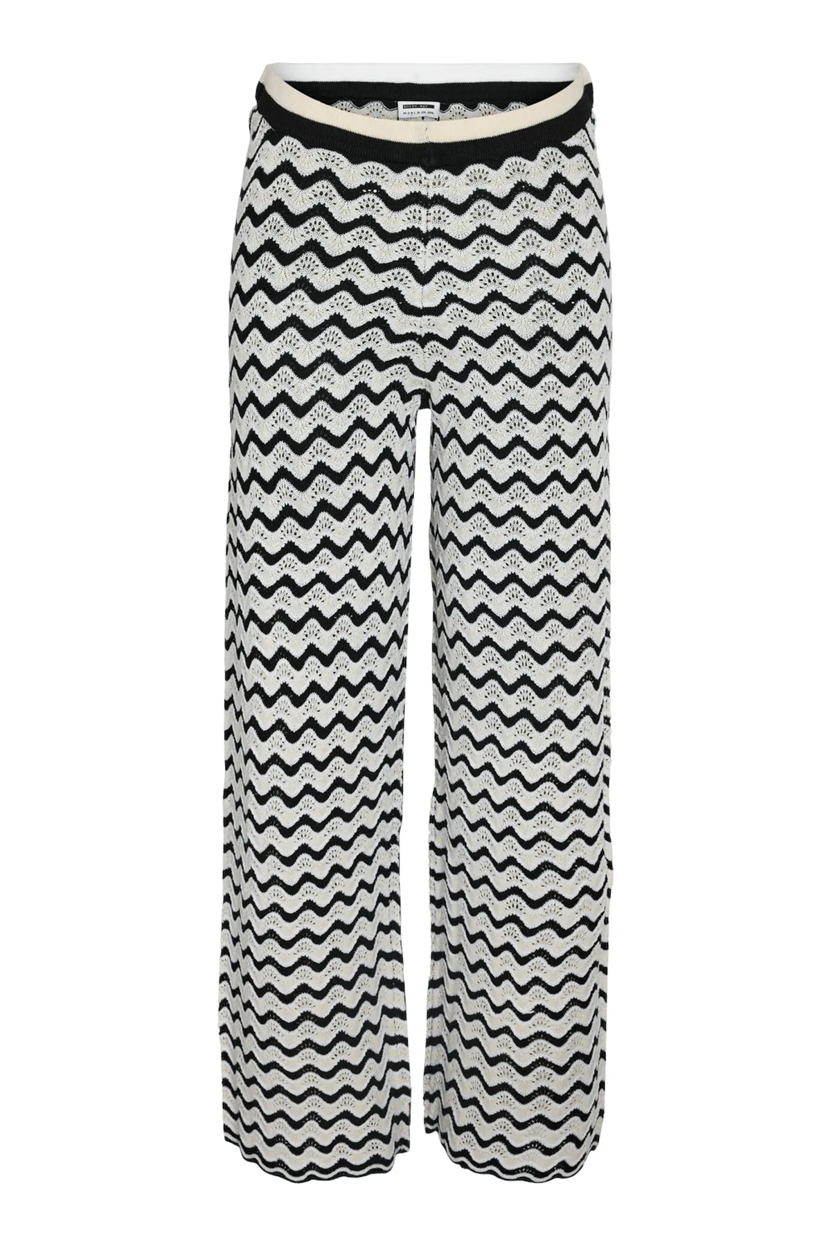 Noisy May  NMSADIE HW STRICKHOSE