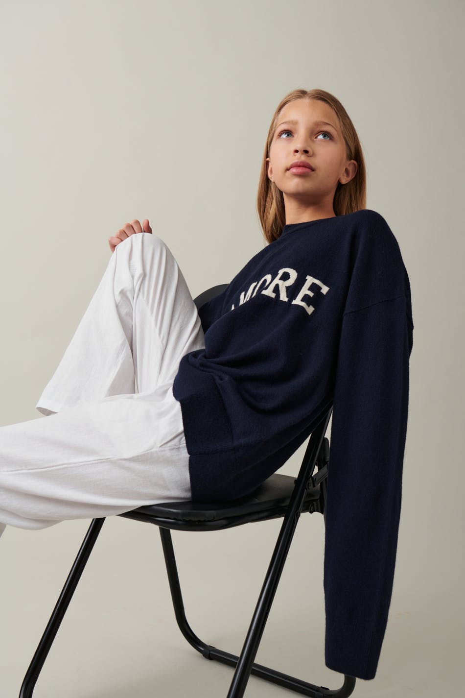 Y knitted embroidery sweater