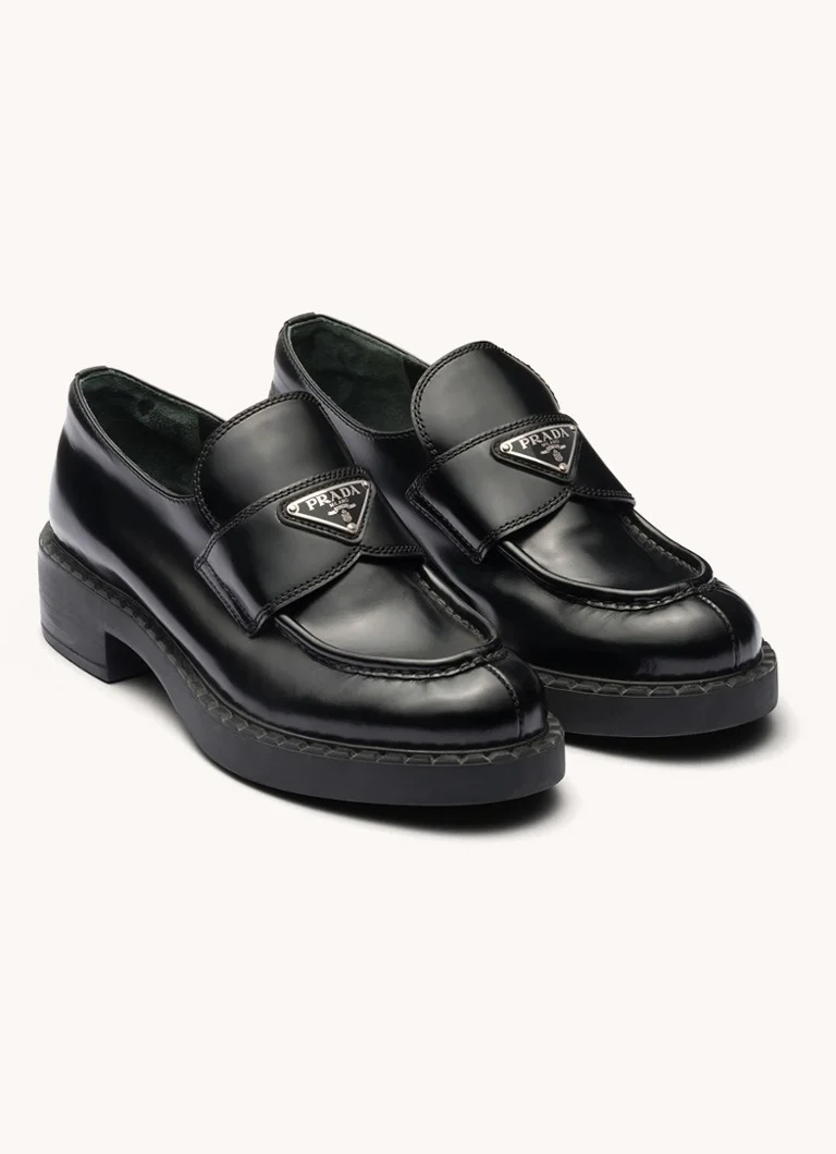Mocasini Prada din piele cu logo