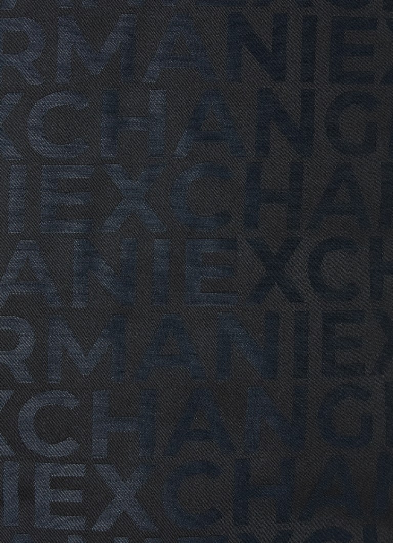 Armani Exchange bélelt kabát kapucnival és logóval
