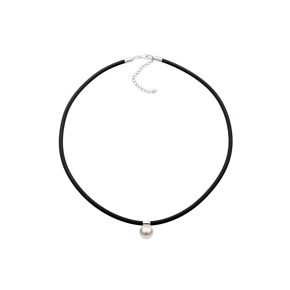 Nenalina Nenalina Collier en noir et pendentif avec une perle synthétique blanche de 12 mm collier