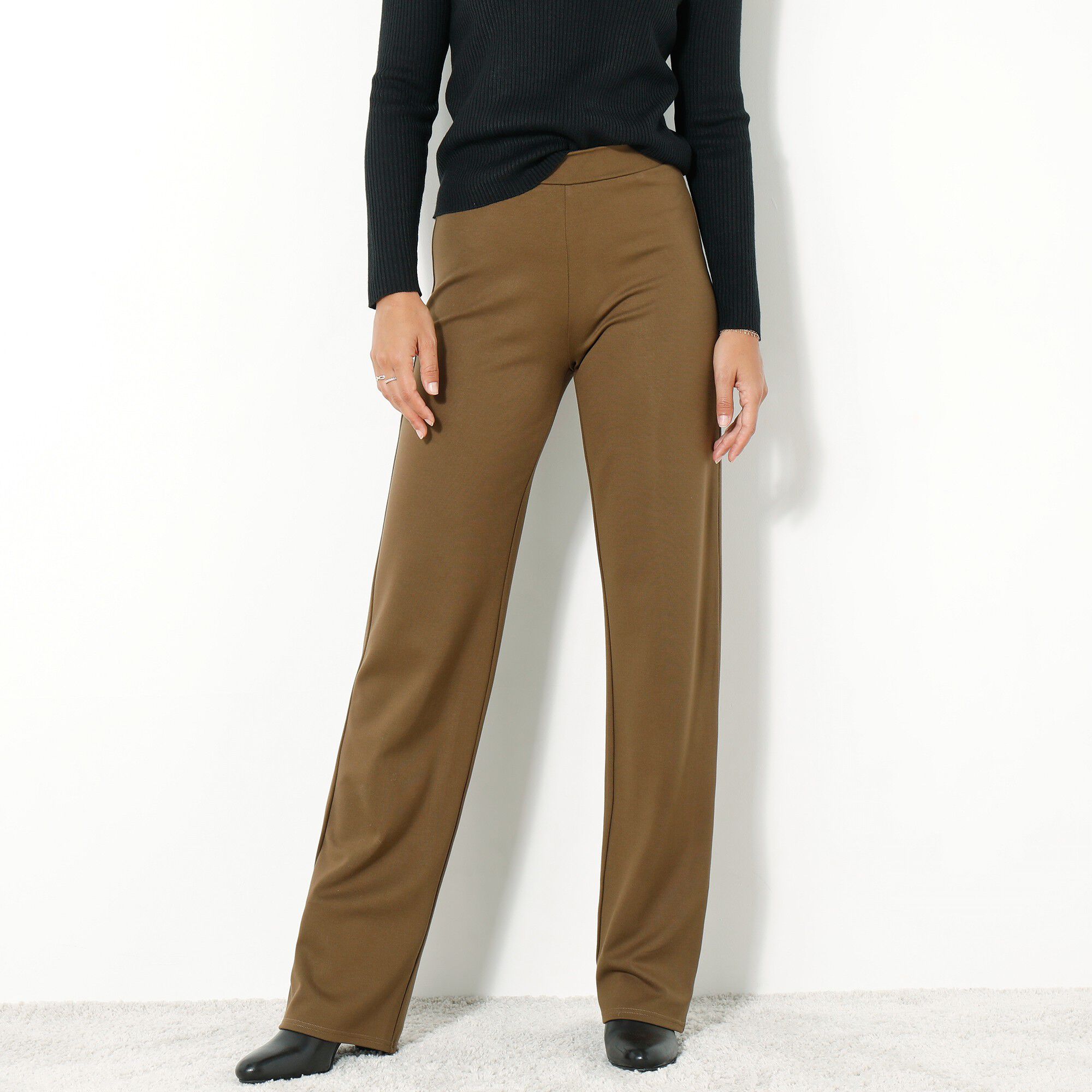 Pantalon droit large, maille milano