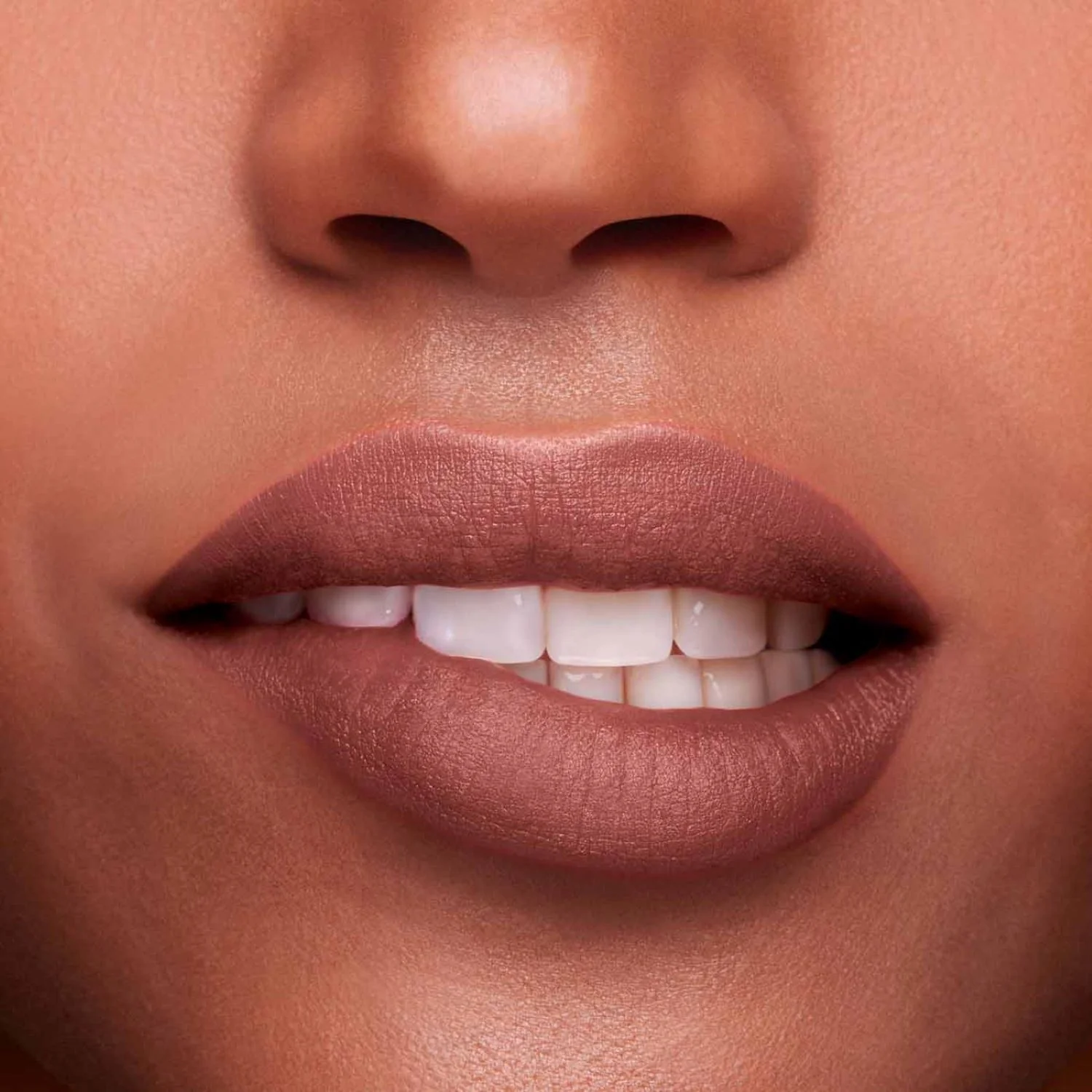 Lápiz labial mate aterciopelado Joli Rouge - Lápiz labial mate, Lápiz labial