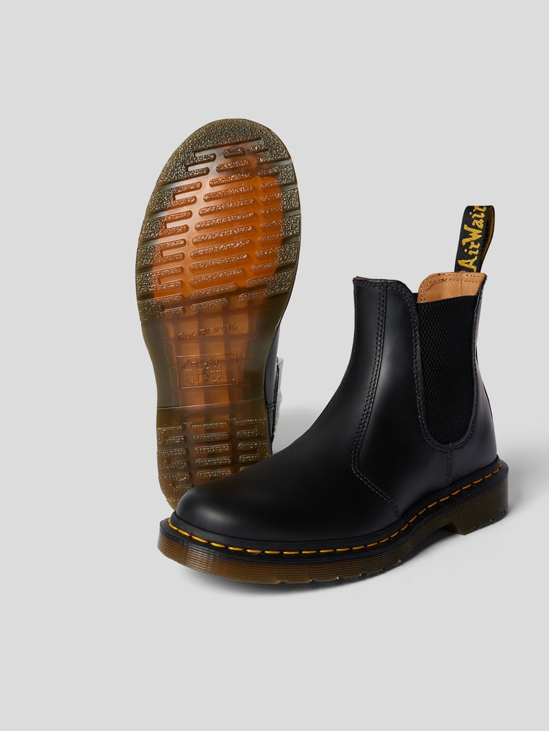 Chelsea Boots aus Leder Modell '2976' in schwarz