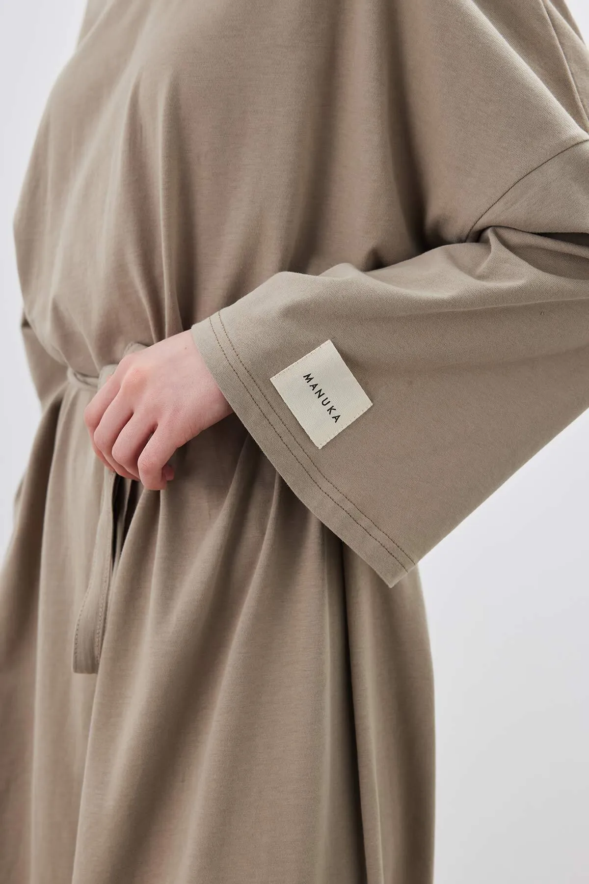 Manuka  Übergroßes langes bequemes Kleid Nerz