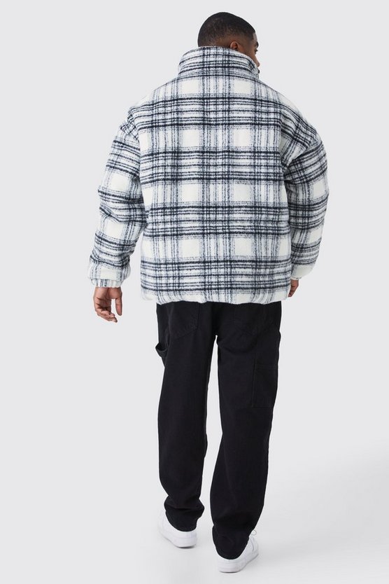 Plus karierte Steppjacke mit Trichterkragen