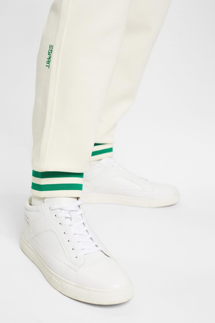 Hose im Jogger-Style mit Delfin-Logoaufnäher