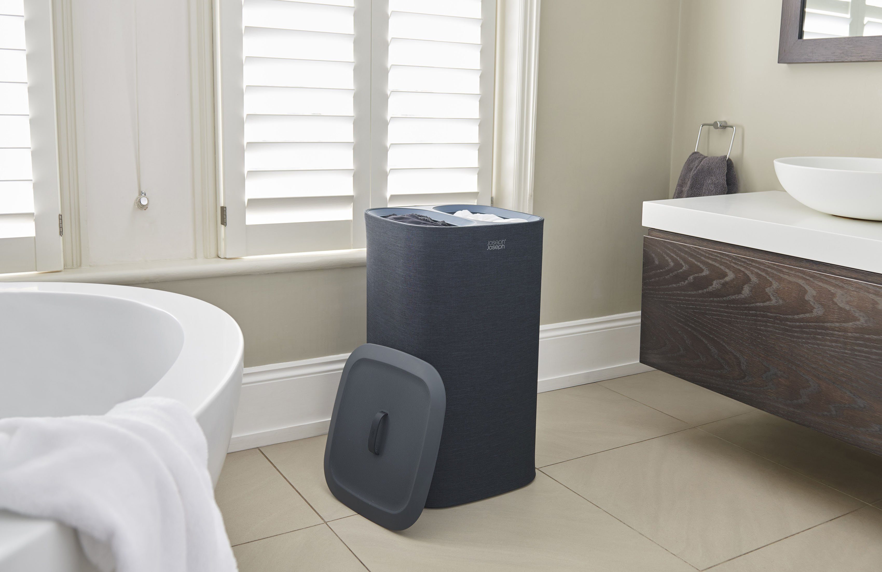 Joseph Joseph Wäschekorb Tota, 60 Liter, 2 Fächer, abnehmbare Tragetaschen mit Handgriffen