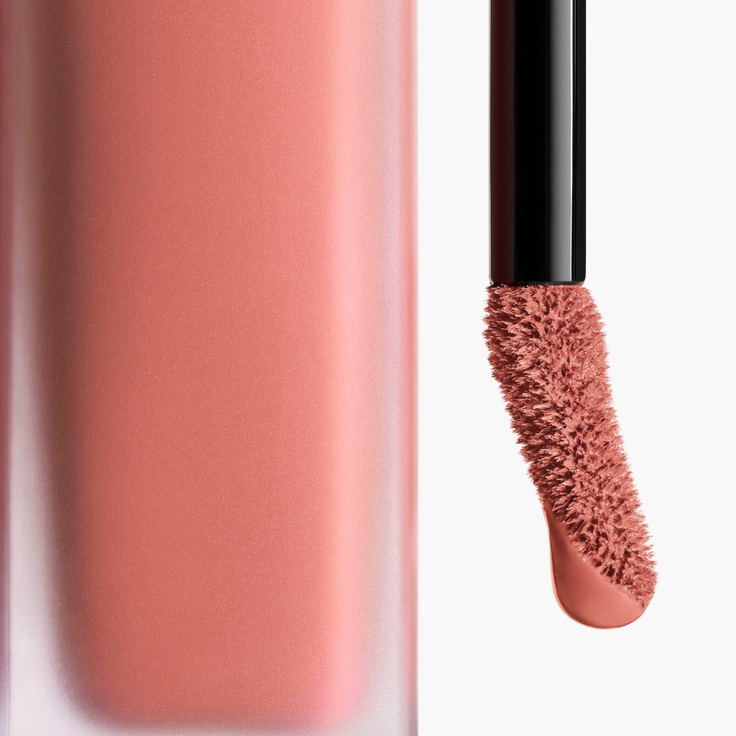 CHANEL LIQUID VELVET