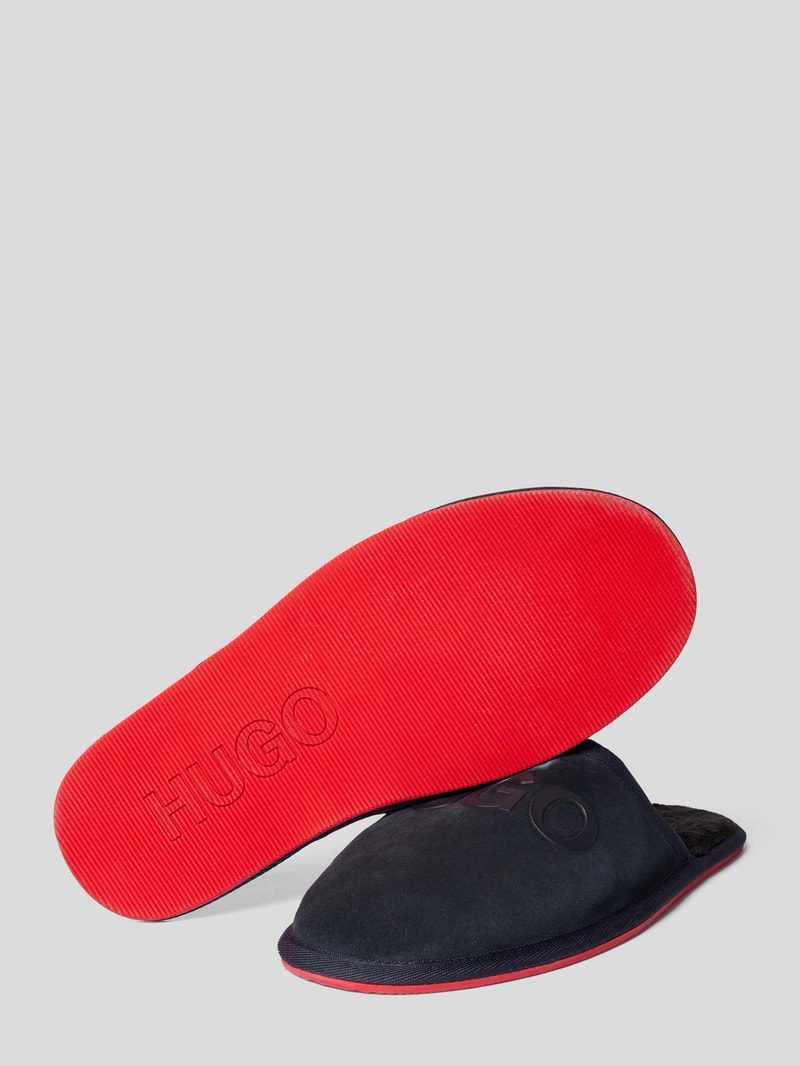 Slipper mit Label-Print in dunkelblau