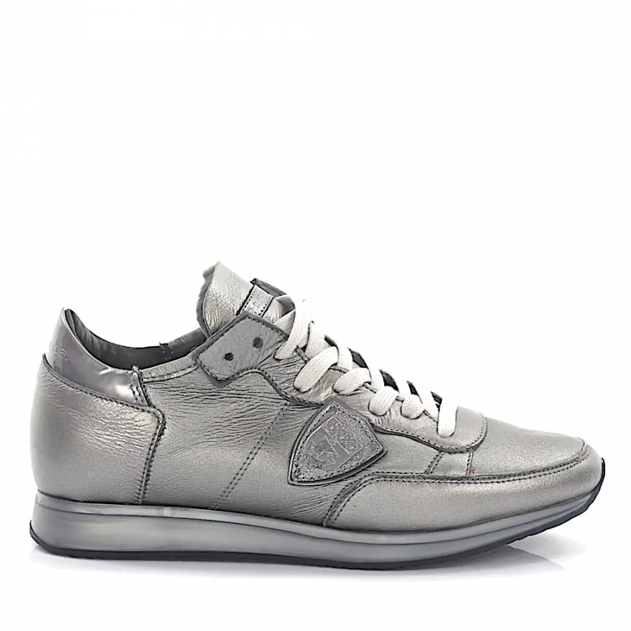 Philippe Model - Sneaker TROPEZ LOW Leder grau glänzend Lammfell - grau