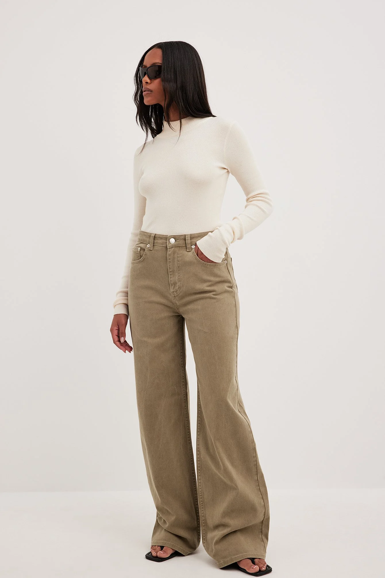 Weite Jeans mit hoher Taille