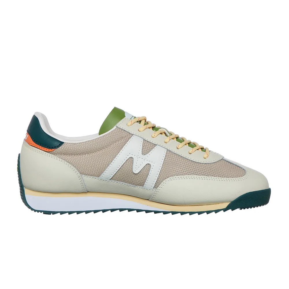 Karhu Mestari F805067 / weiss