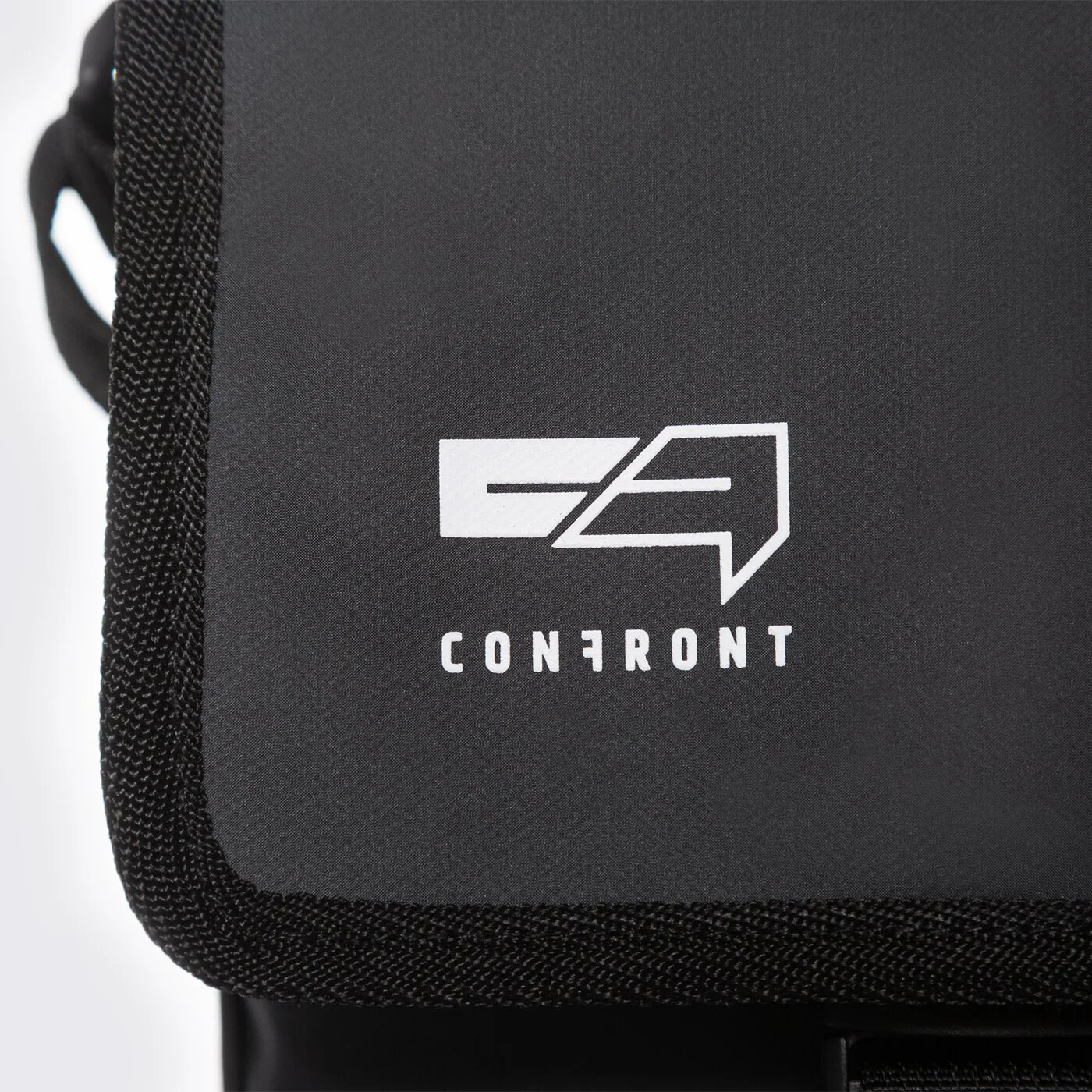 CONFRONT TASCHE LILLE Schwarz