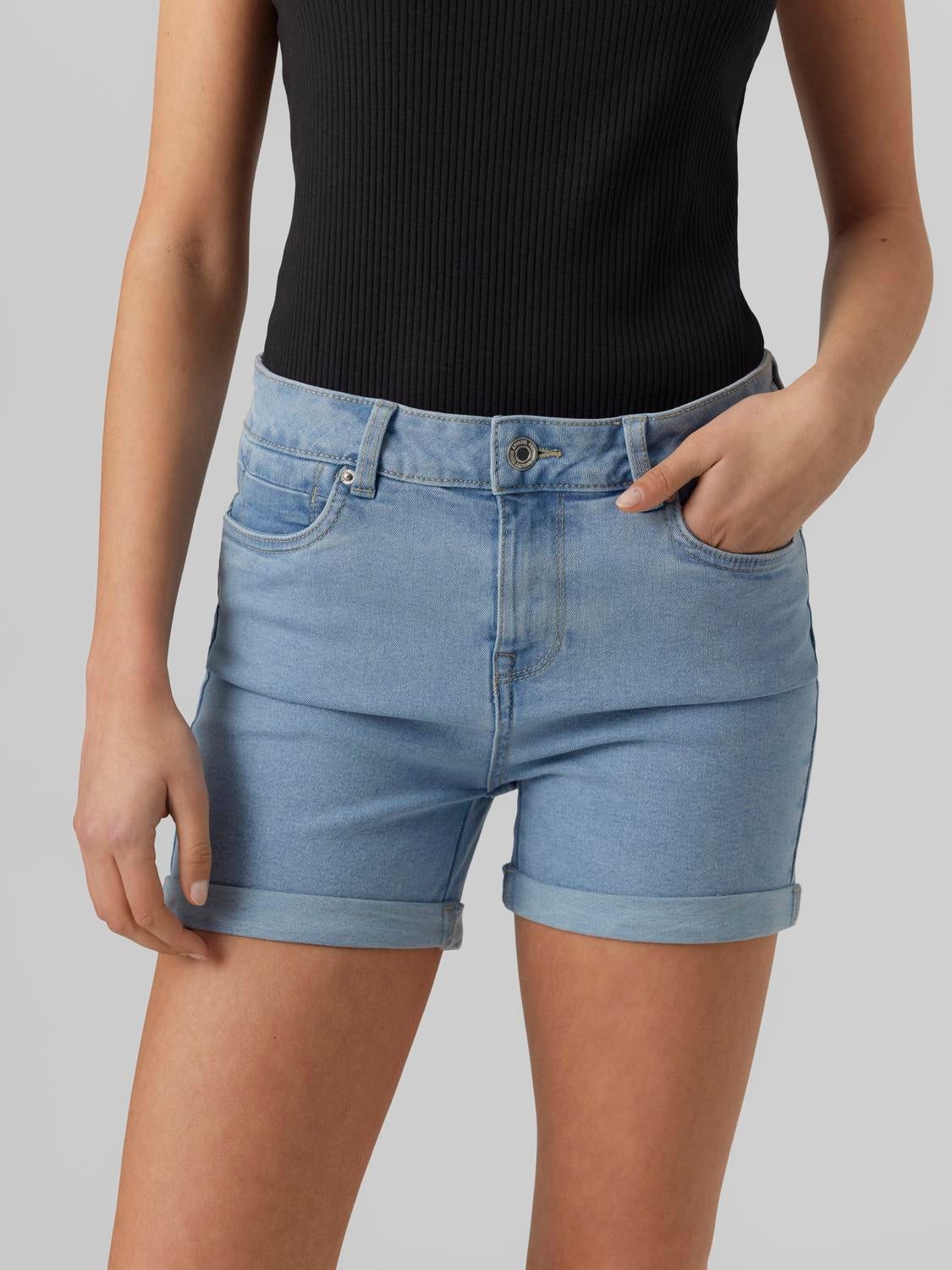 VMLUNA Shorts