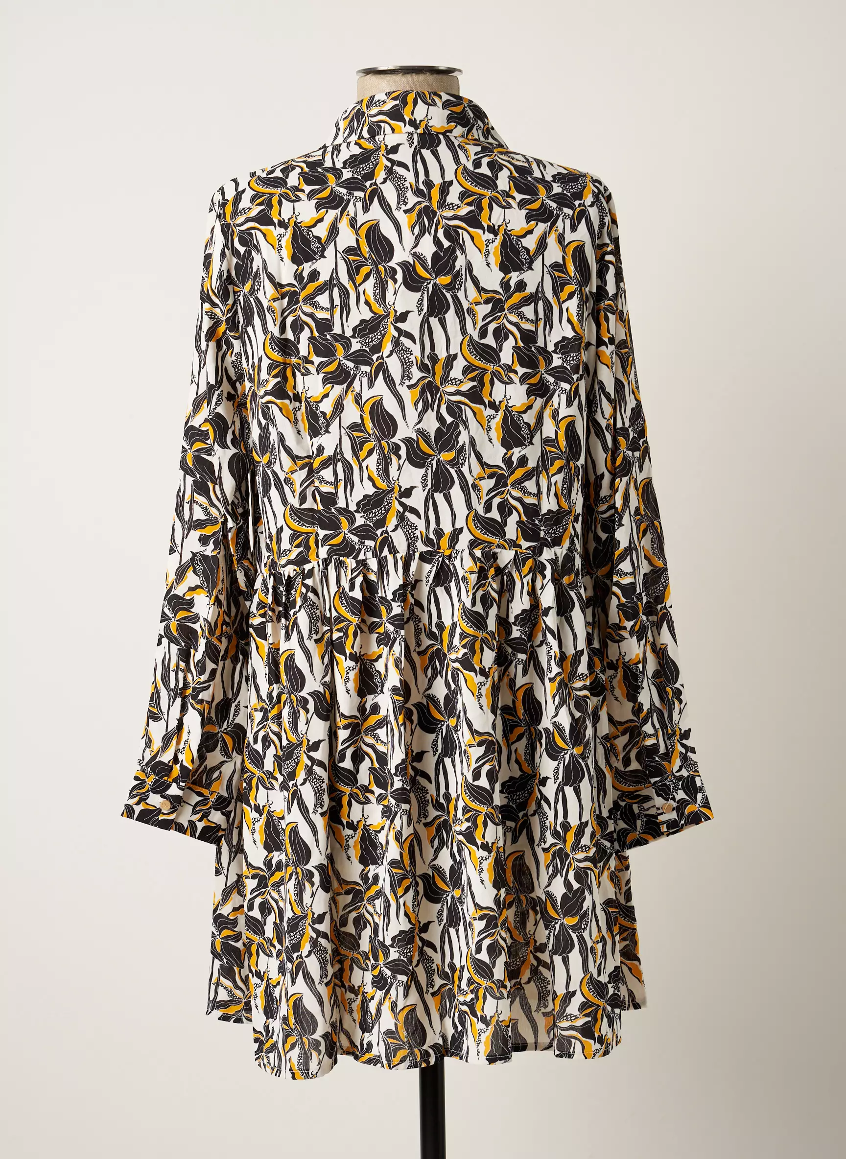 Sarah John Robes Courtes Femme couleur noir