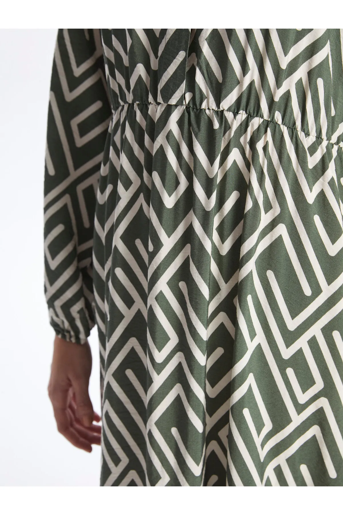 LC Waikiki  Gemustertes langärmliges Damen-Hemdkleid