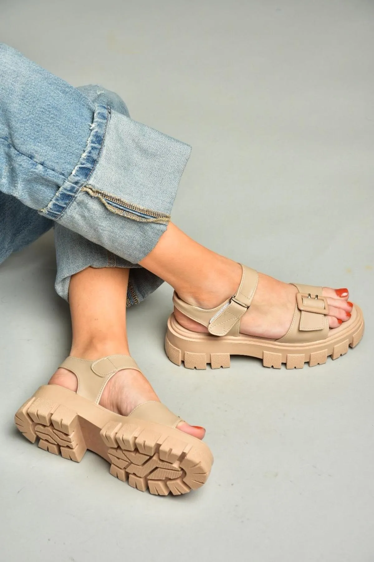 Fox Shoes  S973981209 Haut Dicke Sohle Damen Sandalen
