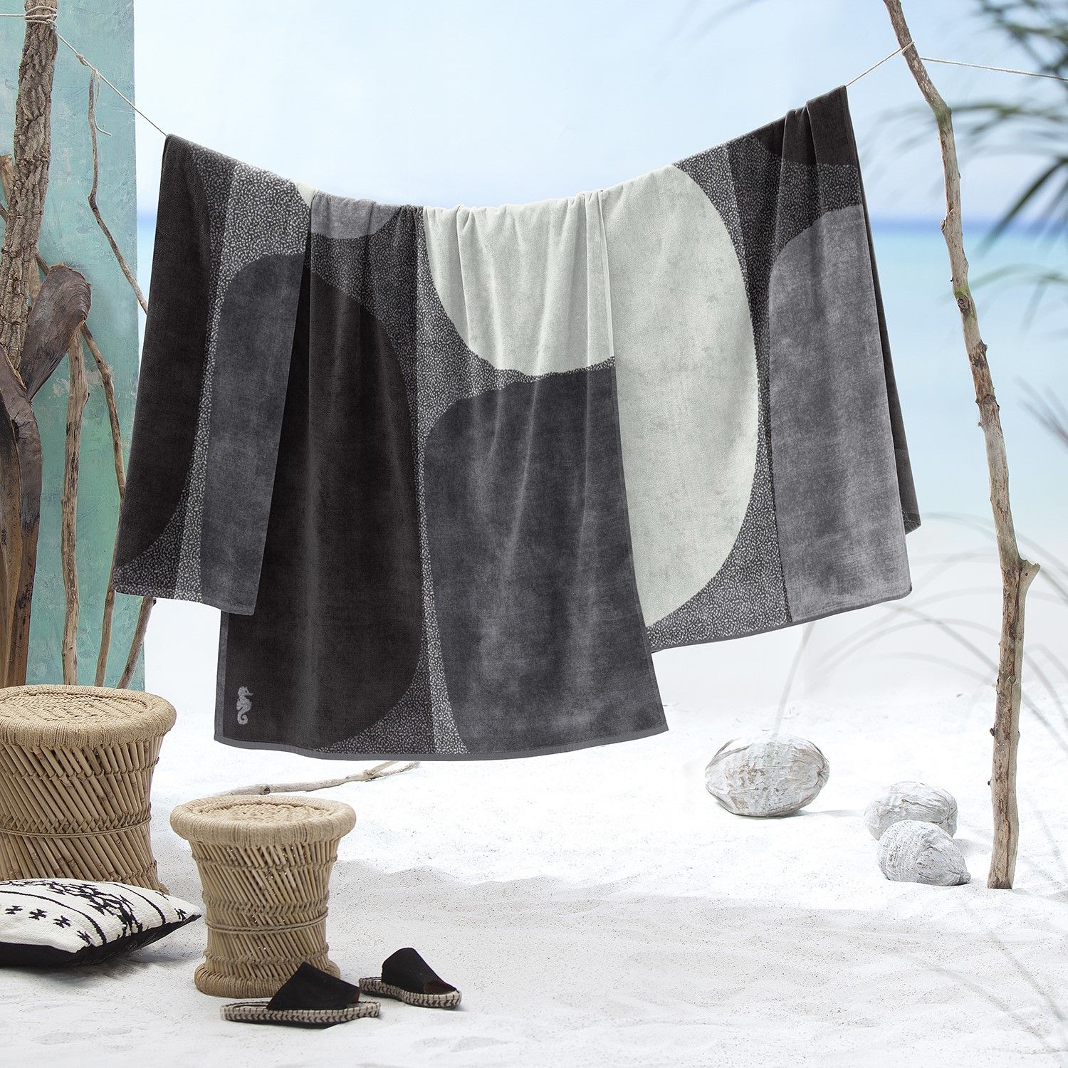 Seahorse Stones 100 x 180 cm Strandtuch