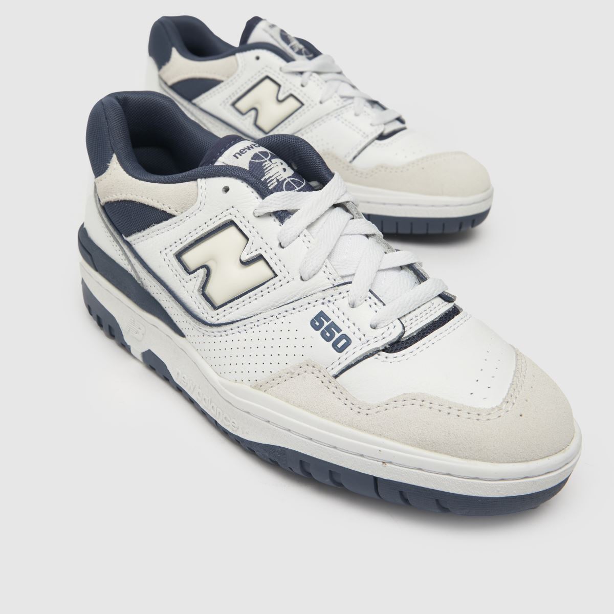 New Balance bb550 cipők fehér és kék színben
